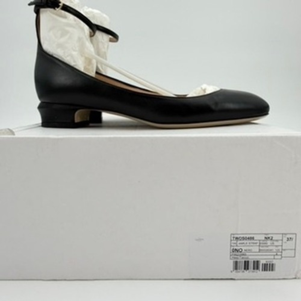 Valentino Garavani Black Leather Ankle Strap Flats TWDS0486 NK2 Size 37.5 - Picture 11 of 12